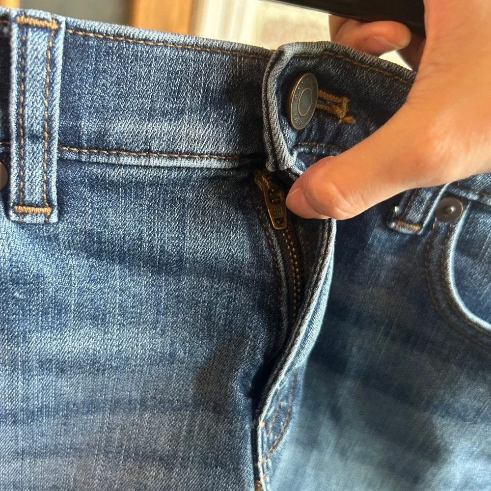 Banana Republic Denim Shorts Women Blue Raw Hem Premium Denim Classic Size 0